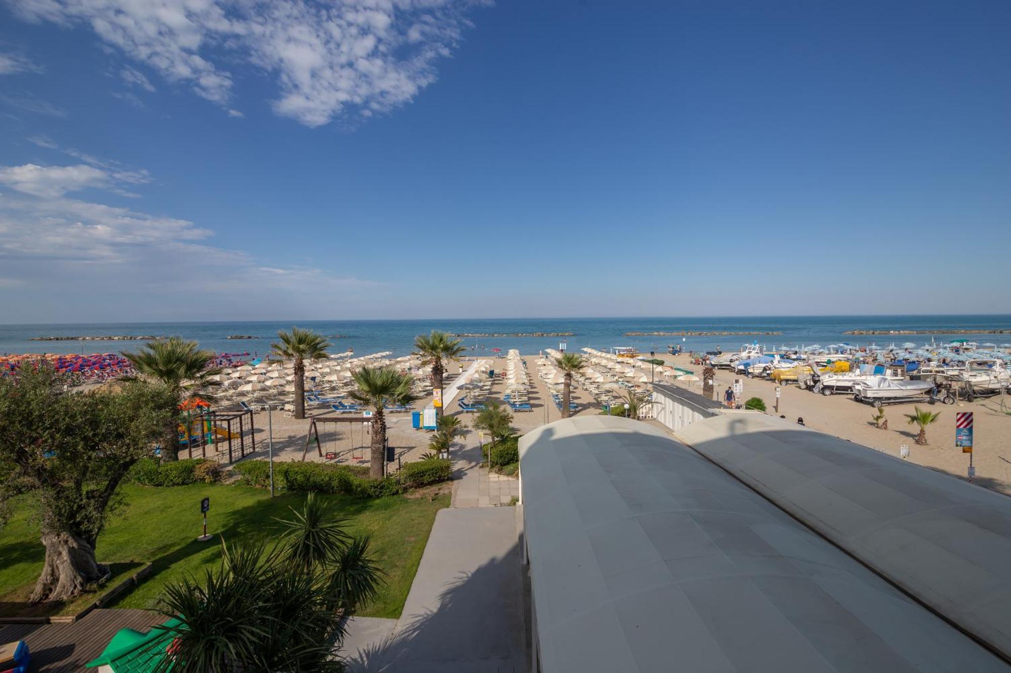 Residence Sunrise San Benedetto del Tronto Luaran gambar